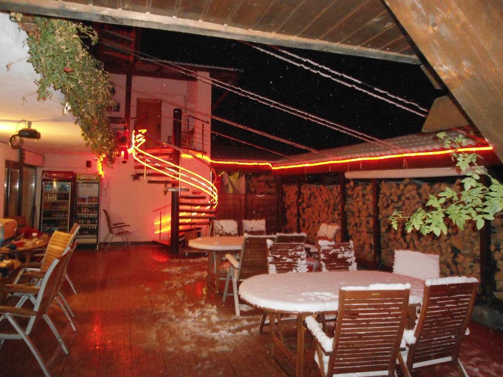 Pensiunea La Dolce Vita Baile Herculane Exterior photo